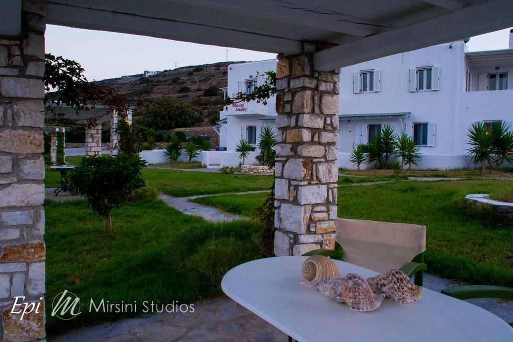 Mirsini Studios Parasporos Exterior photo