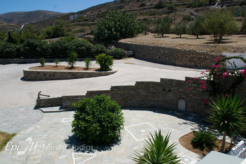 Mirsini Studios Parasporos Exterior photo